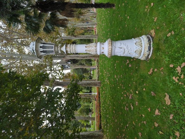 Lamp post in the palace gardens